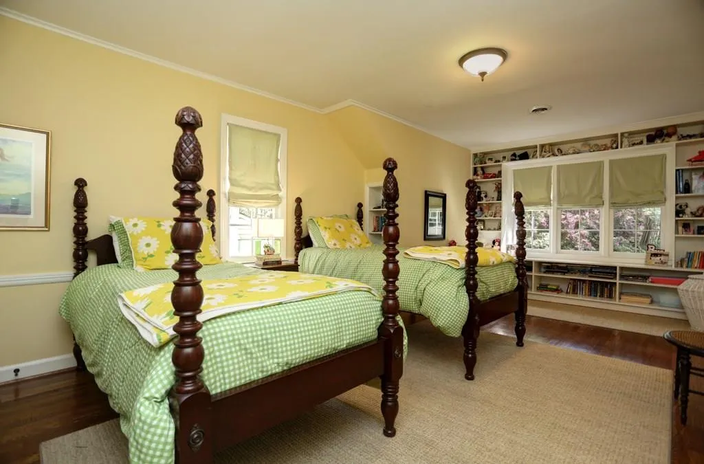 4765 Lafayette Avenue Nw, Atlanta, Georgia 30327, 5 Bedrooms Bedrooms, ,3 BathroomsBathrooms,Residential,Sold,4765 Lafayette Avenue Nw,5666948