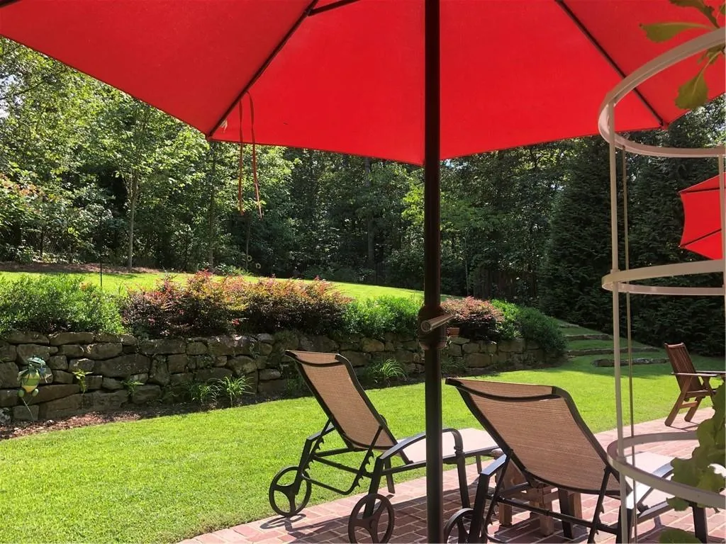 300 Stone Mill Trail Ne, Atlanta, Georgia 30328, 5 Bedrooms Bedrooms, ,3 BathroomsBathrooms,Residential,Sold,300 Stone Mill Trail Ne,6828267
