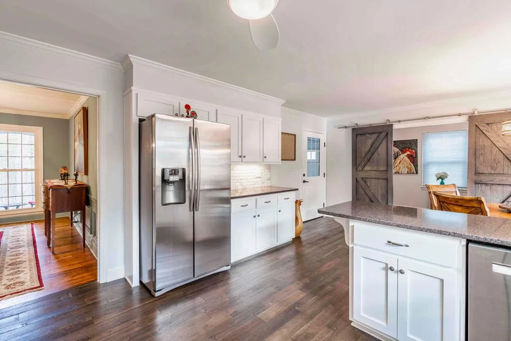 300 Stone Mill Trail Ne, Atlanta, Georgia 30328, 5 Bedrooms Bedrooms, ,3 BathroomsBathrooms,Residential,Sold,300 Stone Mill Trail Ne,6828267