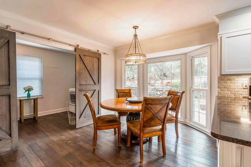 300 Stone Mill Trail Ne, Atlanta, Georgia 30328, 5 Bedrooms Bedrooms, ,3 BathroomsBathrooms,Residential,Sold,300 Stone Mill Trail Ne,6828267