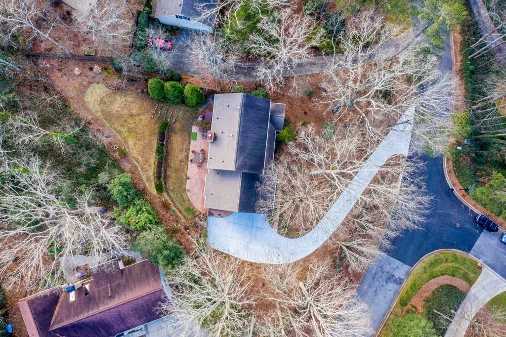 300 Stone Mill Trail Ne, Atlanta, Georgia 30328, 5 Bedrooms Bedrooms, ,3 BathroomsBathrooms,Residential,Sold,300 Stone Mill Trail Ne,6828267