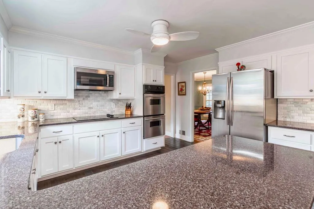 300 Stone Mill Trail Ne, Atlanta, Georgia 30328, 5 Bedrooms Bedrooms, ,3 BathroomsBathrooms,Residential,Sold,300 Stone Mill Trail Ne,6828267