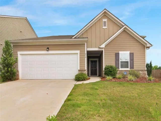 214 Georgian Way, Locust Grove, Georgia 30248