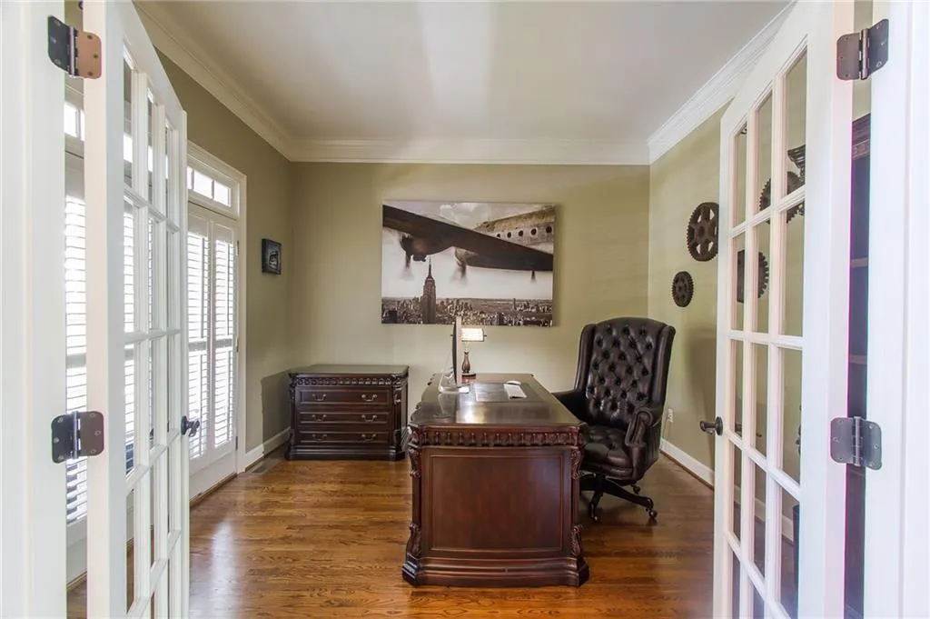 235 Trowbridge Road, Sandy Springs, Georgia 30350, 6 Bedrooms Bedrooms, ,5 BathroomsBathrooms,Residential,Sold,235 Trowbridge Road,5707236