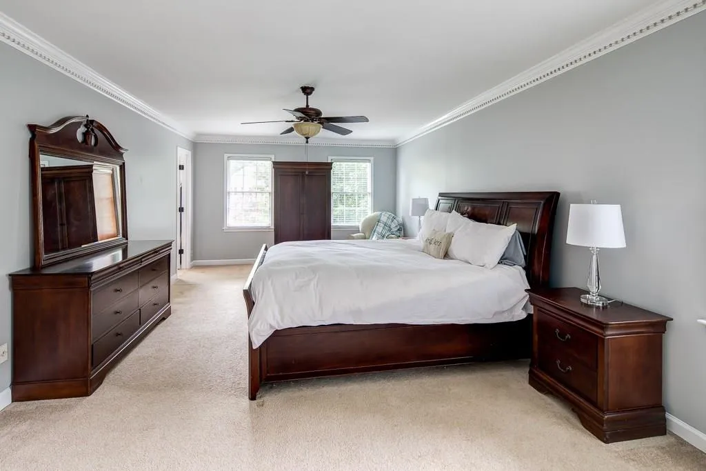 6910 Hunters Knoll, Atlanta, Georgia 30328, 6 Bedrooms Bedrooms, ,5 BathroomsBathrooms,Residential,Sold,6910 Hunters Knoll,5856603
