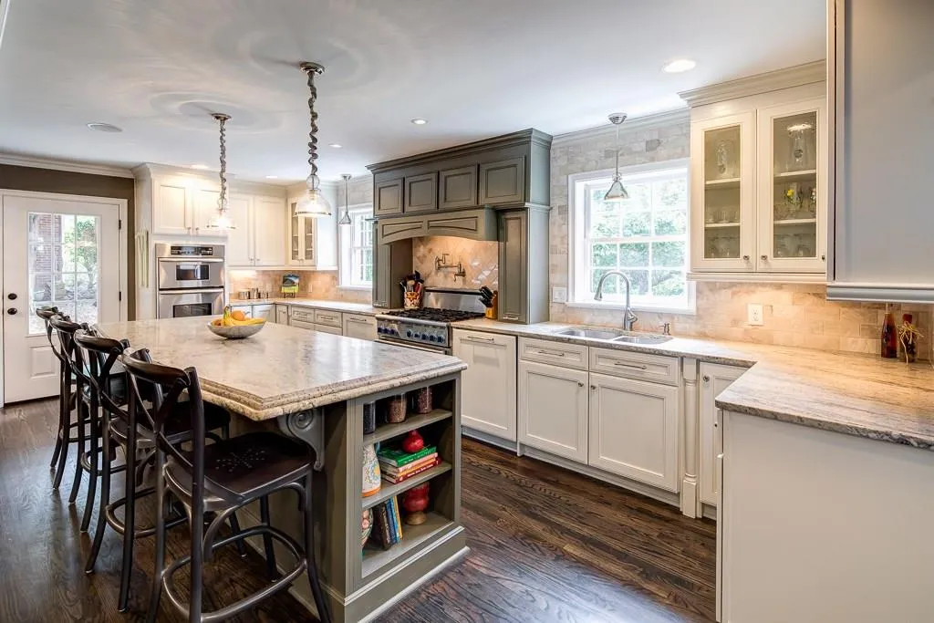 6910 Hunters Knoll, Atlanta, Georgia 30328, 6 Bedrooms Bedrooms, ,5 BathroomsBathrooms,Residential,Sold,6910 Hunters Knoll,5856603