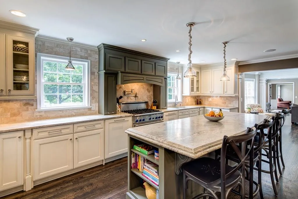 6910 Hunters Knoll, Atlanta, Georgia 30328, 6 Bedrooms Bedrooms, ,5 BathroomsBathrooms,Residential,Sold,6910 Hunters Knoll,5856603