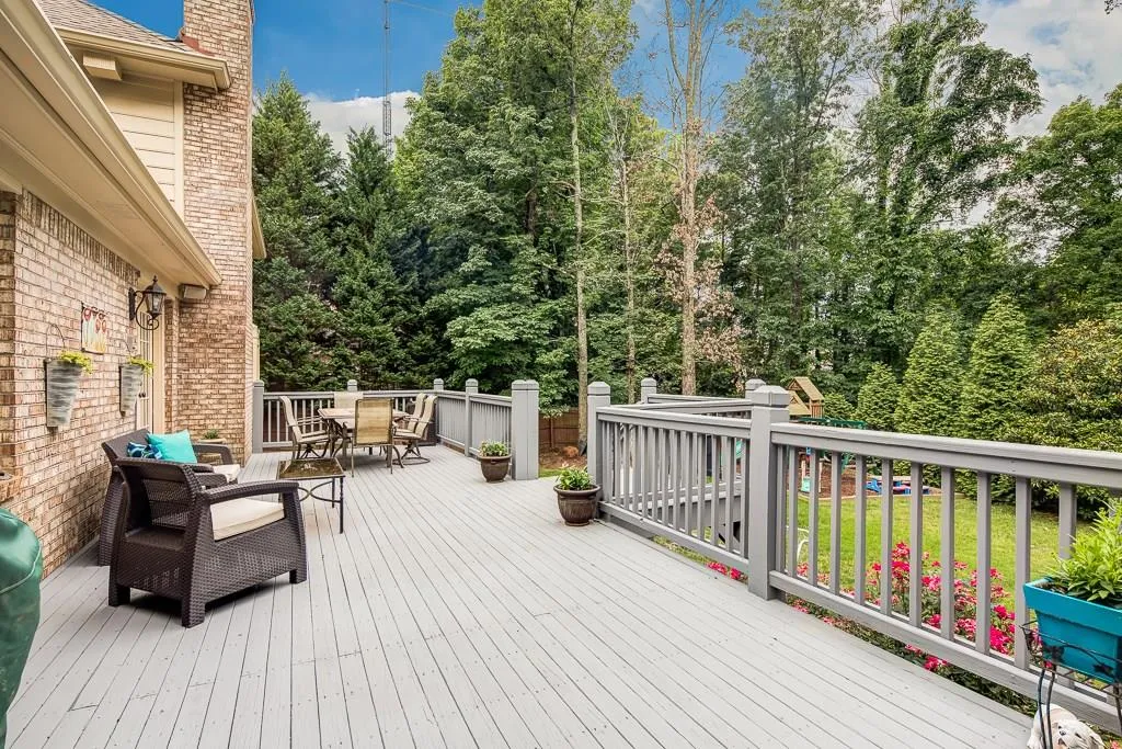 6910 Hunters Knoll, Atlanta, Georgia 30328, 6 Bedrooms Bedrooms, ,5 BathroomsBathrooms,Residential,Sold,6910 Hunters Knoll,5856603