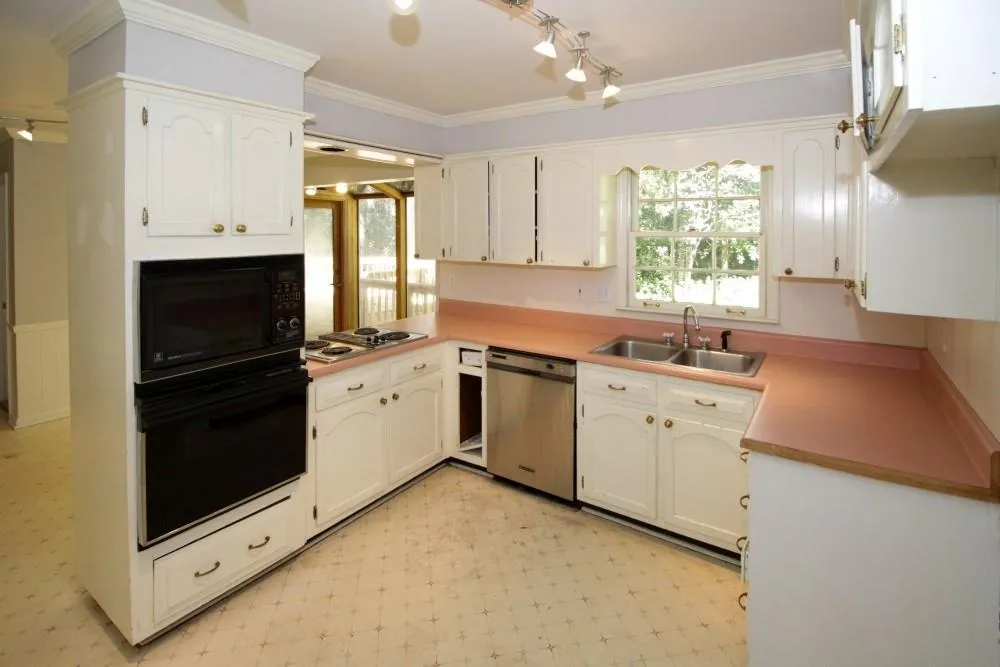 220 Hillswick Court, Sandy Springs, Georgia 30328, 4 Bedrooms Bedrooms, ,2 BathroomsBathrooms,Residential,Sold,220 Hillswick Court,5923393