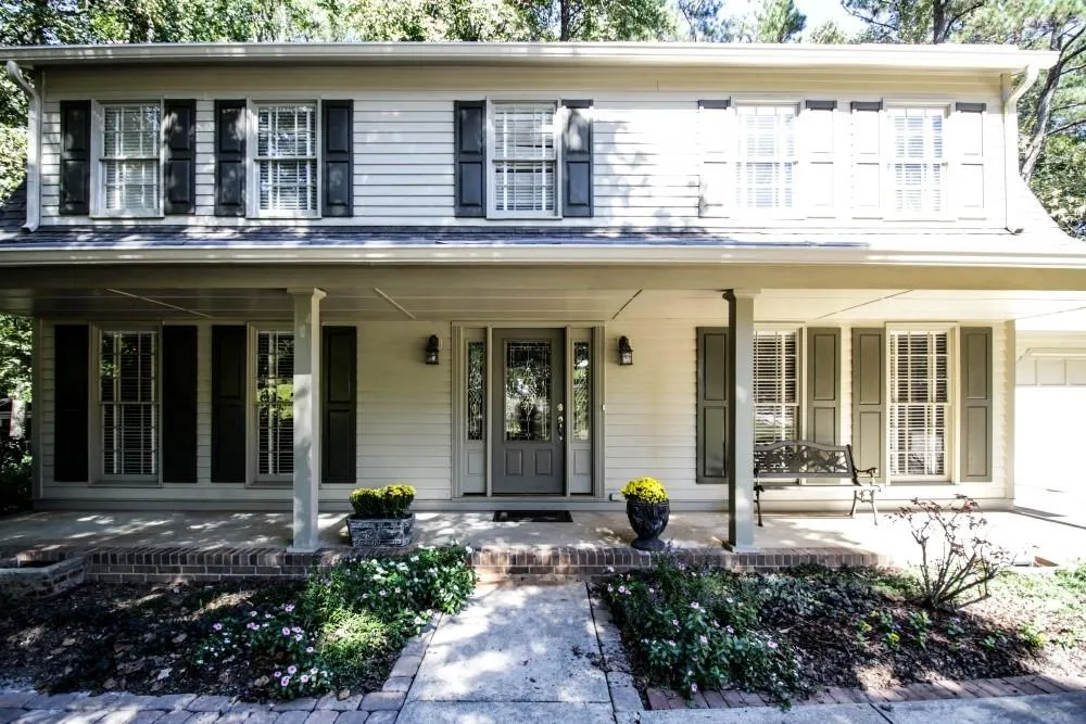 220 Hillswick Court, Sandy Springs, Georgia 30328, 4 Bedrooms Bedrooms, ,2 BathroomsBathrooms,Residential,Sold,220 Hillswick Court,5923393
