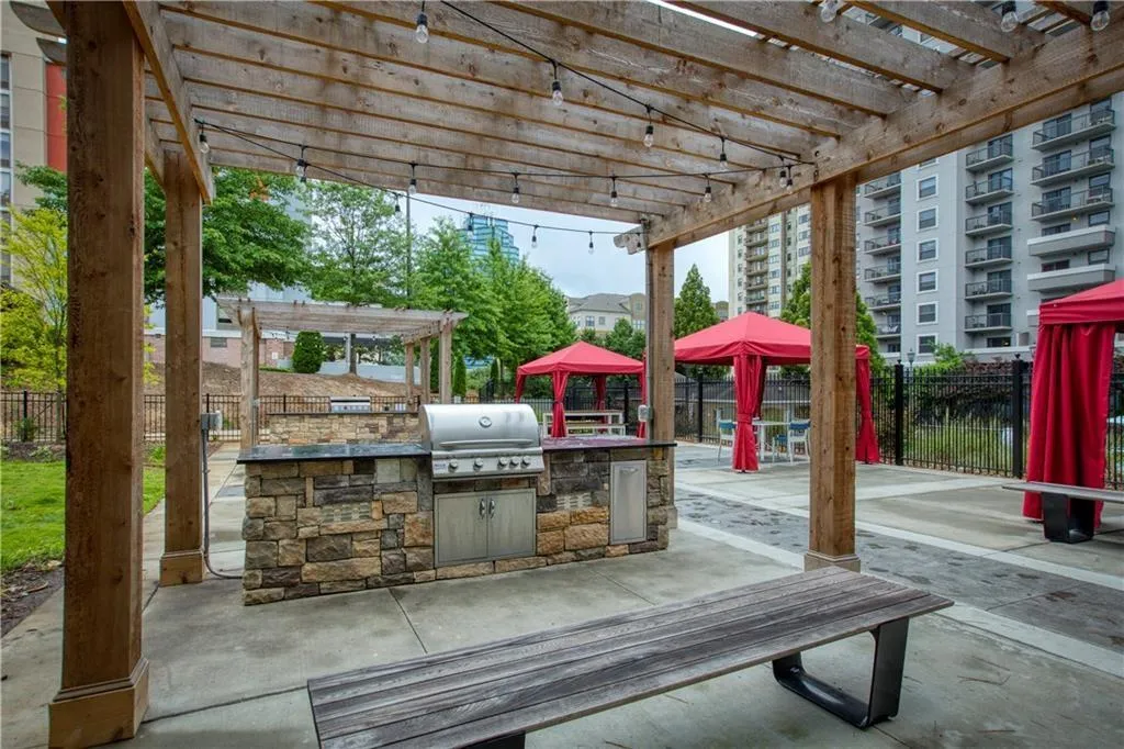 795 Hammond Drive Unit 1808, Sandy Springs, Georgia 30328, 1 Bedroom Bedrooms, ,1 BathroomBathrooms,Residential,Sold,795 Hammond Drive Unit 1808,6974991