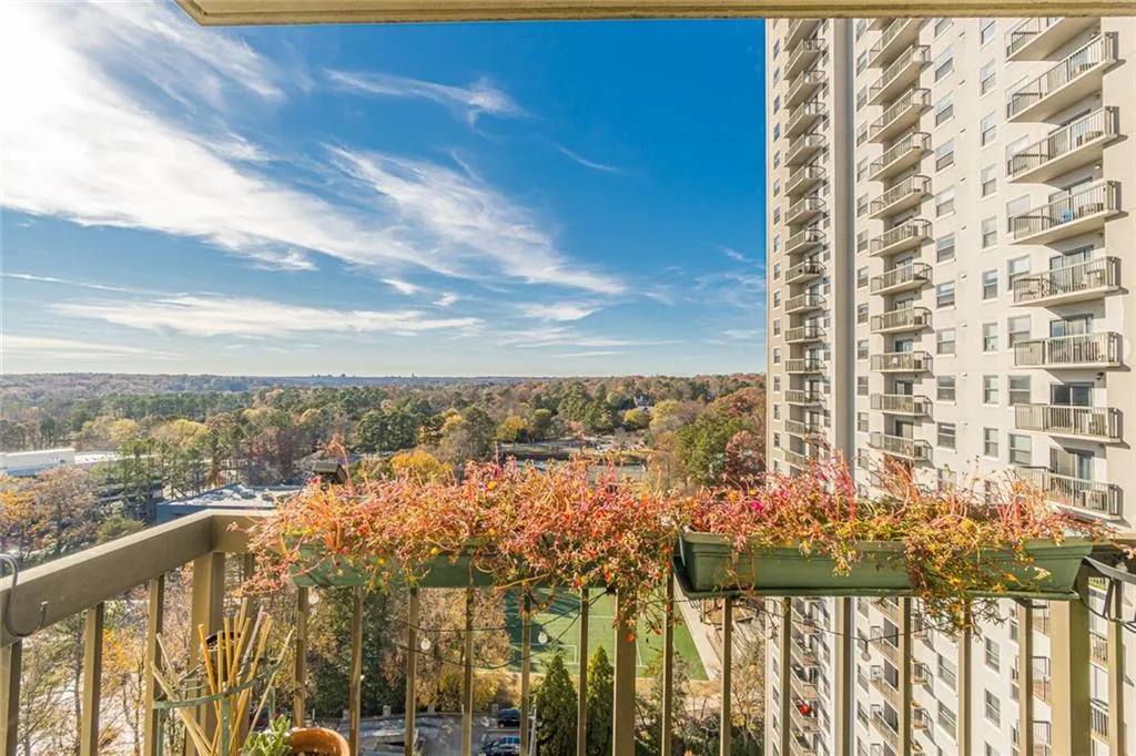795 Hammond Drive Unit 1808, Sandy Springs, Georgia 30328, 1 Bedroom Bedrooms, ,1 BathroomBathrooms,Residential,Sold,795 Hammond Drive Unit 1808,6974991