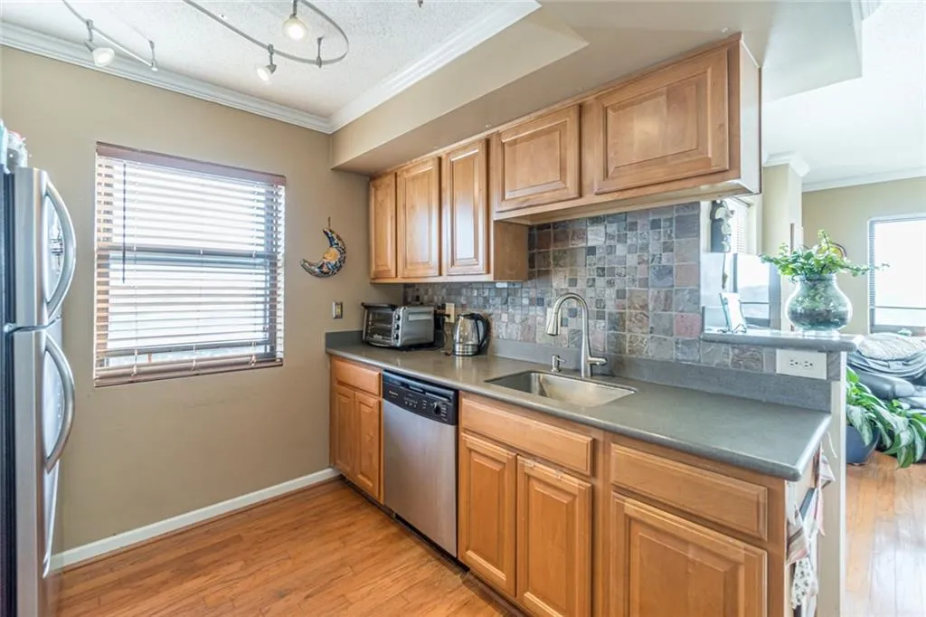 795 Hammond Drive Unit 1808, Sandy Springs, Georgia 30328, 1 Bedroom Bedrooms, ,1 BathroomBathrooms,Residential,Sold,795 Hammond Drive Unit 1808,6974991