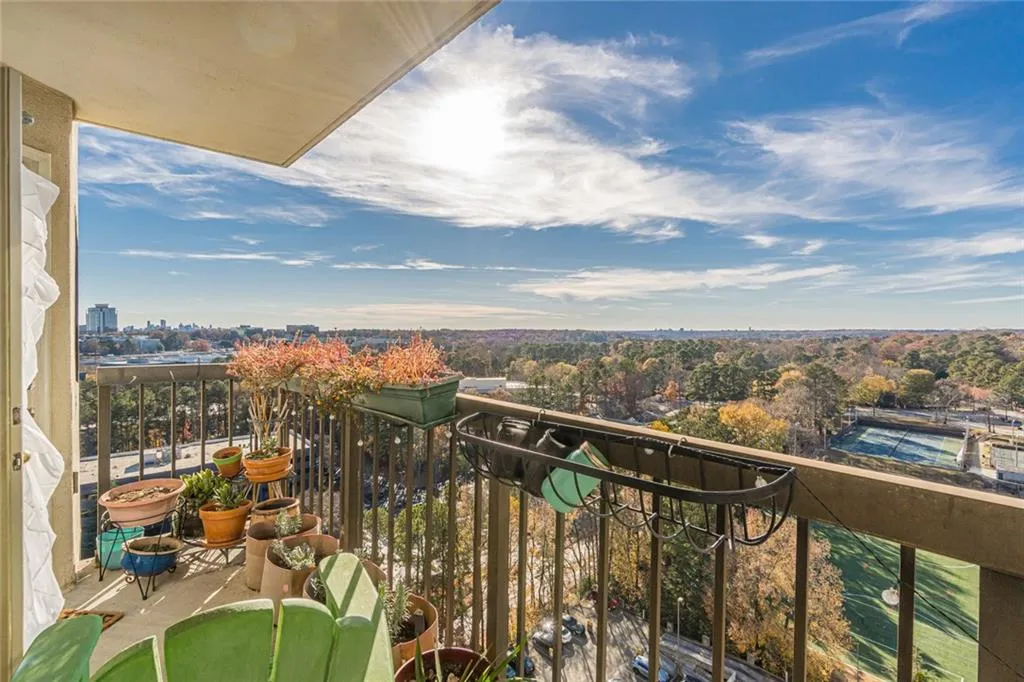 795 Hammond Drive Unit 1808, Sandy Springs, Georgia 30328, 1 Bedroom Bedrooms, ,1 BathroomBathrooms,Residential,Sold,795 Hammond Drive Unit 1808,6974991