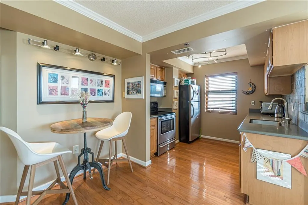 795 Hammond Drive Unit 1808, Sandy Springs, Georgia 30328, 1 Bedroom Bedrooms, ,1 BathroomBathrooms,Residential,Sold,795 Hammond Drive Unit 1808,6974991