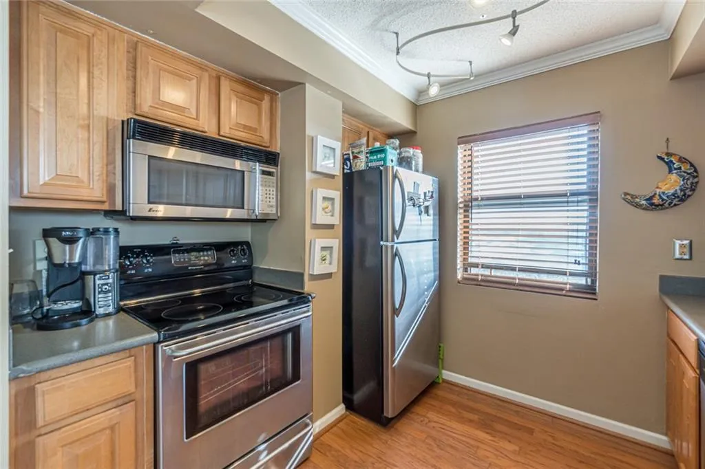 795 Hammond Drive Unit 1808, Sandy Springs, Georgia 30328, 1 Bedroom Bedrooms, ,1 BathroomBathrooms,Residential,Sold,795 Hammond Drive Unit 1808,6974991