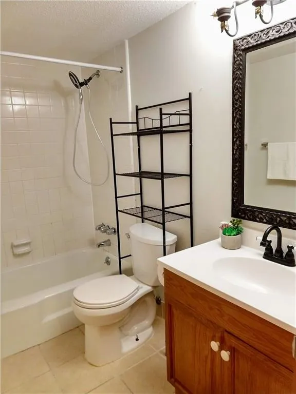 7164 Stonington Drive Unit 7164, Sandy Springs, Georgia 30328, 3 Bedrooms Bedrooms, ,3 BathroomsBathrooms,Residential,Sold,7164 Stonington Drive Unit 7164,6082544