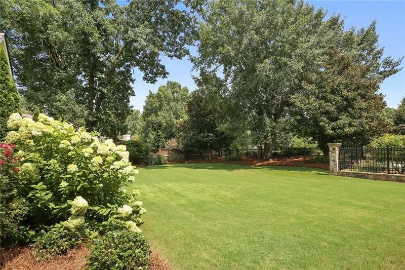 385 Mount Paran Road, Atlanta, Georgia 30327, 5 Bedrooms Bedrooms, ,5 BathroomsBathrooms,Residential,Sold,385 Mount Paran Road,6060422