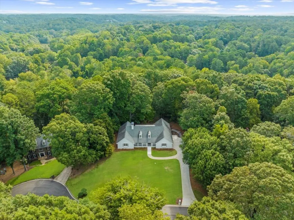 335 Skyridge Drive, Atlanta, Georgia 30350, 4 Bedrooms Bedrooms, ,3 BathroomsBathrooms,Residential,Sold,335 Skyridge Drive,7451701
