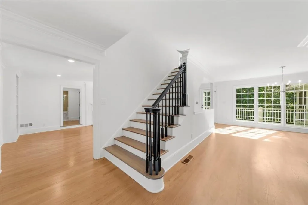 335 Skyridge Drive, Atlanta, Georgia 30350, 4 Bedrooms Bedrooms, ,3 BathroomsBathrooms,Residential,Sold,335 Skyridge Drive,7451701