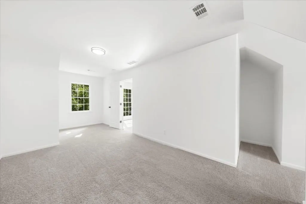335 Skyridge Drive, Atlanta, Georgia 30350, 4 Bedrooms Bedrooms, ,3 BathroomsBathrooms,Residential,Sold,335 Skyridge Drive,7451701
