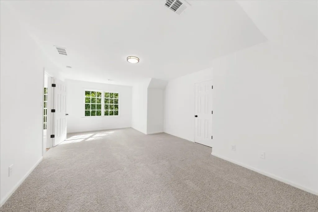 335 Skyridge Drive, Atlanta, Georgia 30350, 4 Bedrooms Bedrooms, ,3 BathroomsBathrooms,Residential,Sold,335 Skyridge Drive,7451701