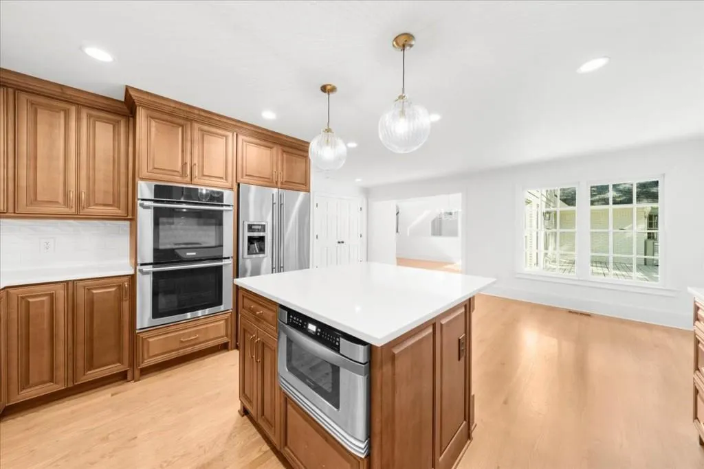 335 Skyridge Drive, Atlanta, Georgia 30350, 4 Bedrooms Bedrooms, ,3 BathroomsBathrooms,Residential,Sold,335 Skyridge Drive,7451701
