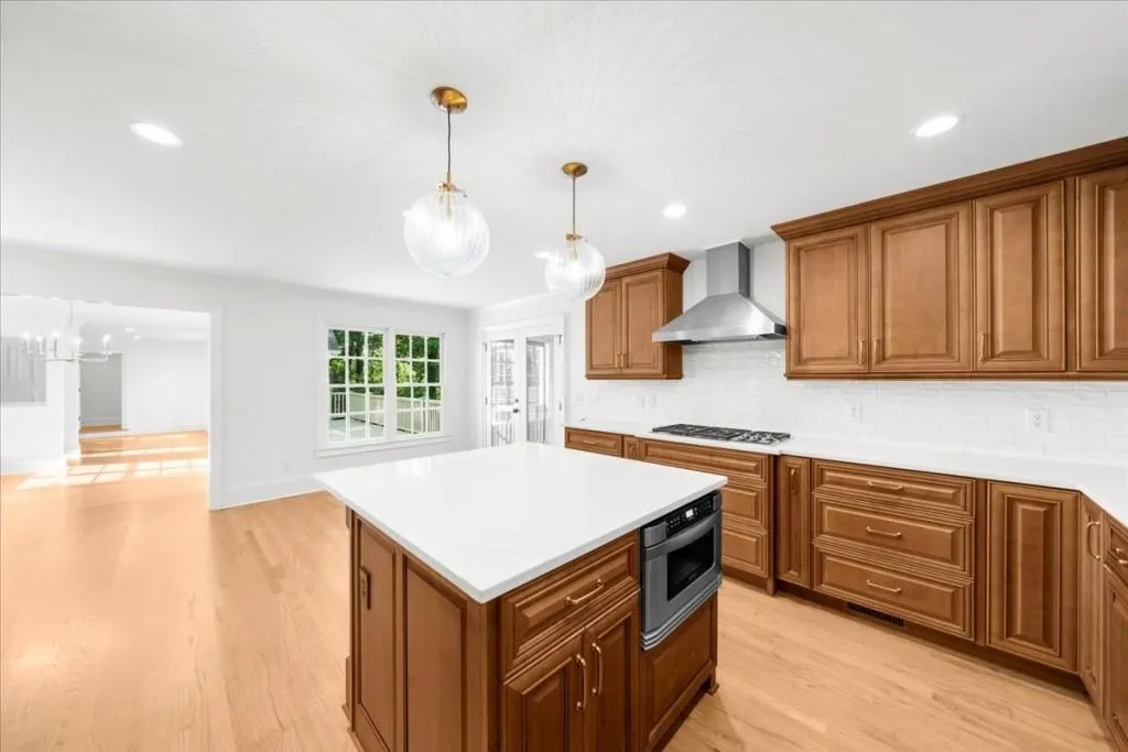 335 Skyridge Drive, Atlanta, Georgia 30350, 4 Bedrooms Bedrooms, ,3 BathroomsBathrooms,Residential,Sold,335 Skyridge Drive,7451701