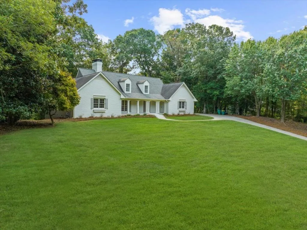 335 Skyridge Drive, Atlanta, Georgia 30350, 4 Bedrooms Bedrooms, ,3 BathroomsBathrooms,Residential,Sold,335 Skyridge Drive,7451701