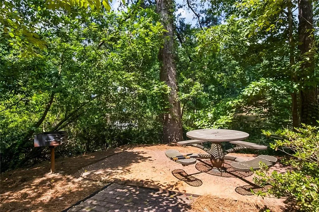 Grill and patio area for your relaxion