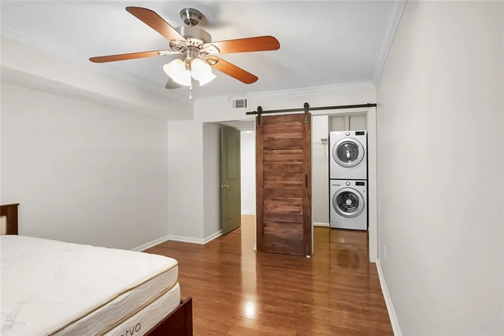 Spacious bedroom