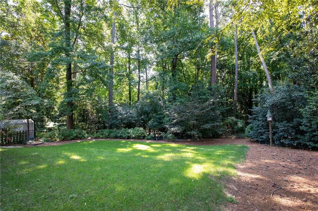 565 High Brook Drive, Sandy Springs, Georgia 30342, 3 Bedrooms Bedrooms, ,2 BathroomsBathrooms,Residential,Sold,565 High Brook Drive,7102182