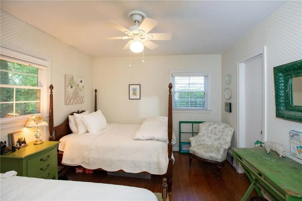 565 High Brook Drive, Sandy Springs, Georgia 30342, 3 Bedrooms Bedrooms, ,2 BathroomsBathrooms,Residential,Sold,565 High Brook Drive,7102182