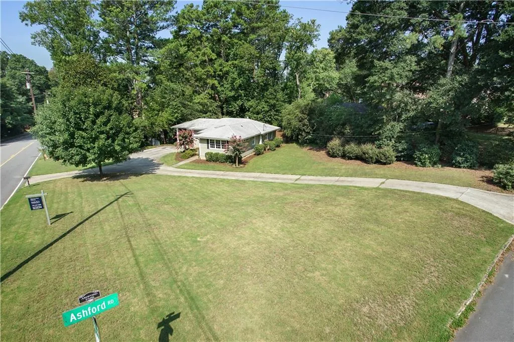 1634 Dresden Drive Ne, Brookhaven, Georgia 30319, 3 Bedrooms Bedrooms, ,2 BathroomsBathrooms,Residential,Sold,1634 Dresden Drive Ne,5730500