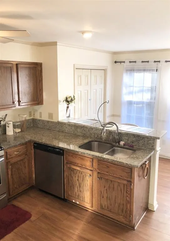 9073 Carroll Manor Drive, Sandy Springs, Georgia 30350, 3 Bedrooms Bedrooms, ,2 BathroomsBathrooms,Residential,Sold,9073 Carroll Manor Drive,6796569