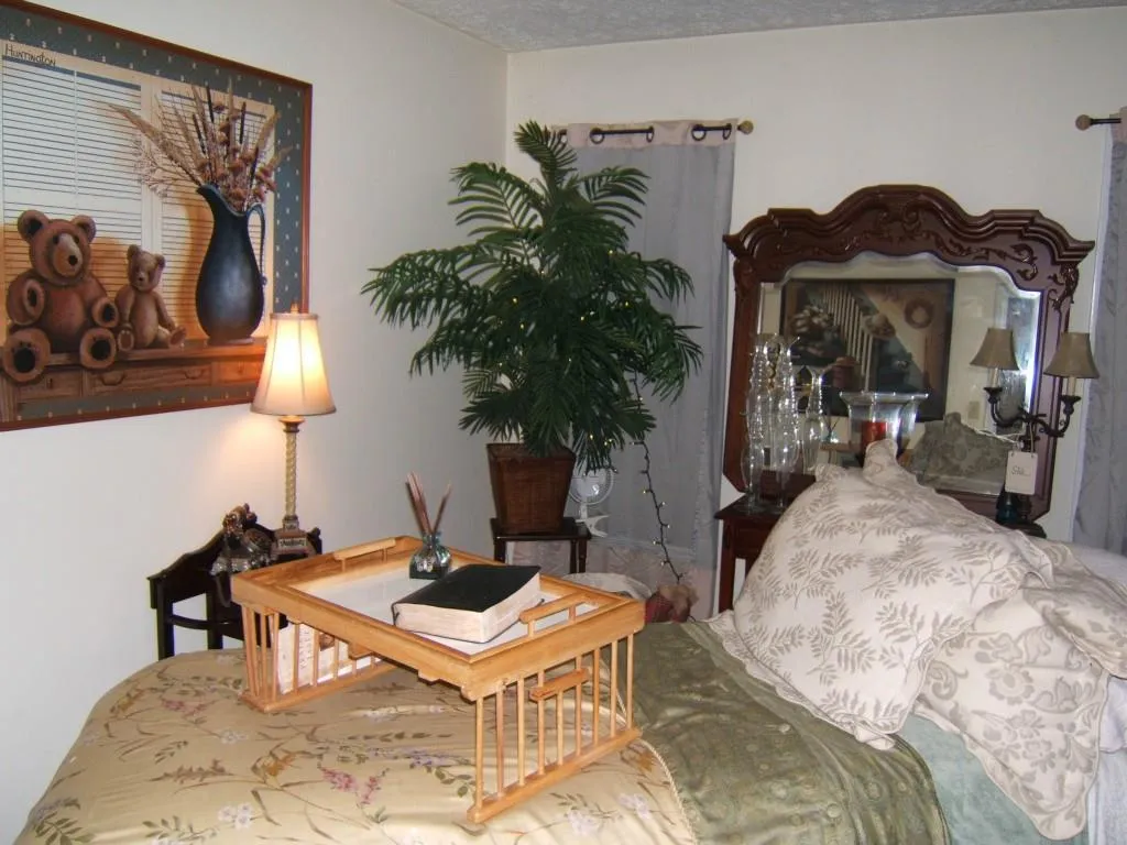 5143 Roswell Road, Atlanta, Georgia 30342, 2 Bedrooms Bedrooms, ,1 BathroomBathrooms,Residential,Sold,5143 Roswell Road,5529931