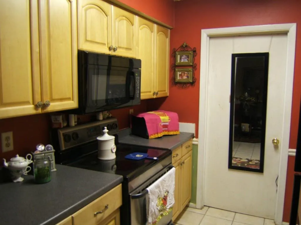 5143 Roswell Road, Atlanta, Georgia 30342, 2 Bedrooms Bedrooms, ,1 BathroomBathrooms,Residential,Sold,5143 Roswell Road,5529931