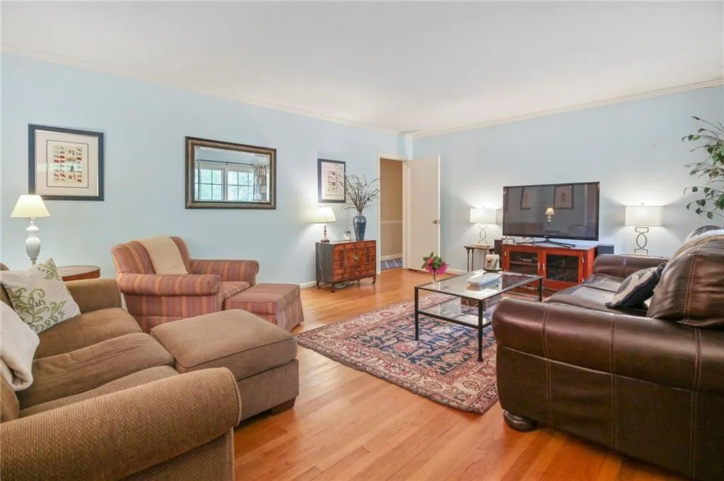 5534 Sherrell Drive, Atlanta, Georgia 30342, 4 Bedrooms Bedrooms, ,2 BathroomsBathrooms,Residential,Sold,5534 Sherrell Drive,6871763