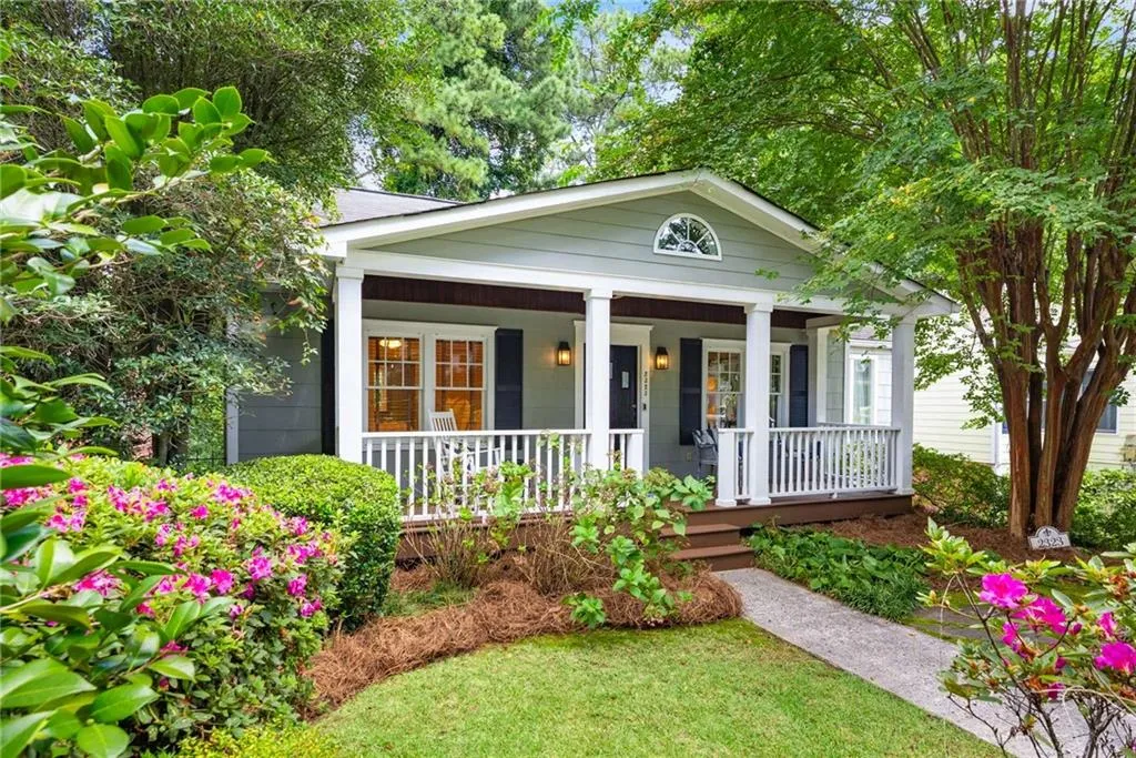 2323 Shenandoah Avenue Ne, Atlanta, Georgia 30305, 3 Bedrooms Bedrooms, ,3 BathroomsBathrooms,Residential,For Sale,2323 Shenandoah Avenue Ne,7651292