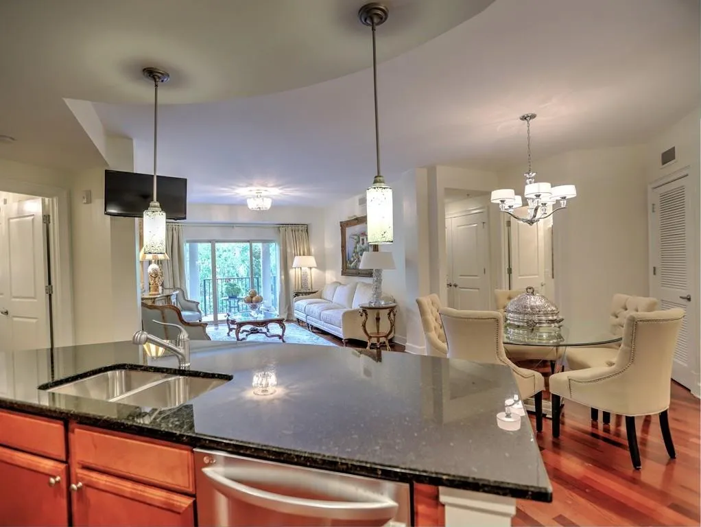 200 River Vista Drive Unit 418, Atlanta, Georgia 30339, 2 Bedrooms Bedrooms, ,2 BathroomsBathrooms,Residential,Sold,200 River Vista Drive Unit 418,6546167