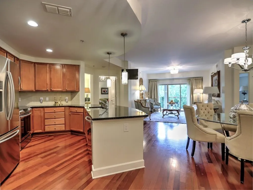200 River Vista Drive Unit 418, Atlanta, Georgia 30339, 2 Bedrooms Bedrooms, ,2 BathroomsBathrooms,Residential,Sold,200 River Vista Drive Unit 418,6546167