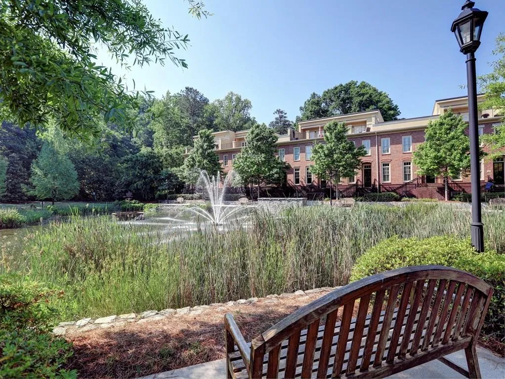 200 River Vista Drive Unit 418, Atlanta, Georgia 30339, 2 Bedrooms Bedrooms, ,2 BathroomsBathrooms,Residential,Sold,200 River Vista Drive Unit 418,6546167