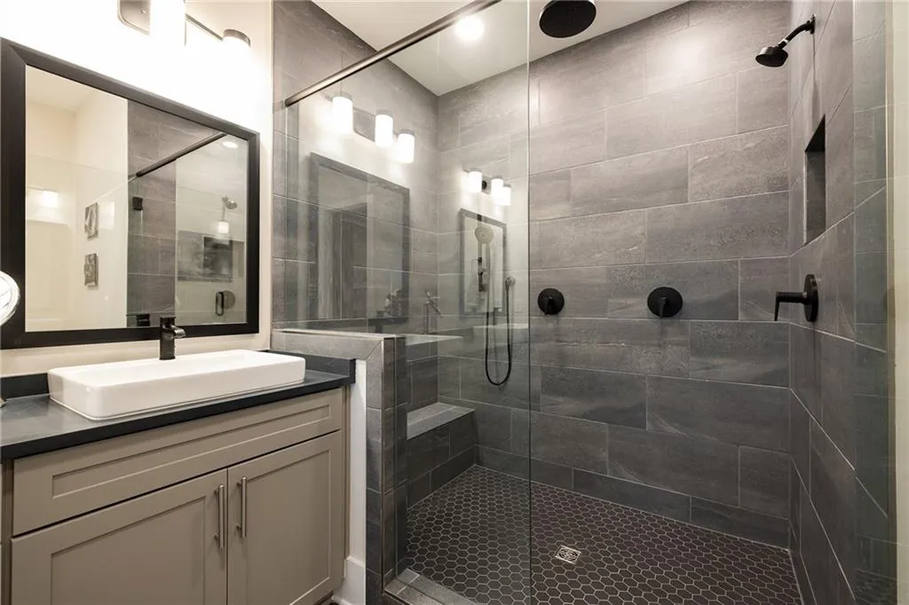 2722 Thornewilde Way, Atlanta, Georgia 30339, 4 Bedrooms Bedrooms, 0 ,4 BathroomsBathrooms,Residential,For Sale,2722 Thornewilde Way,7777251