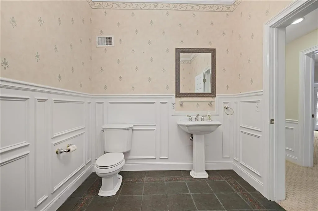 Terrace half bath