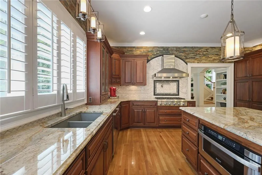 Custom Kitchen