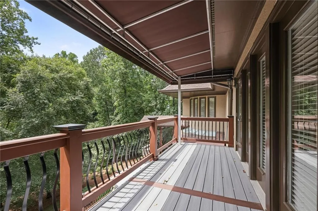 Guest Suite Deck