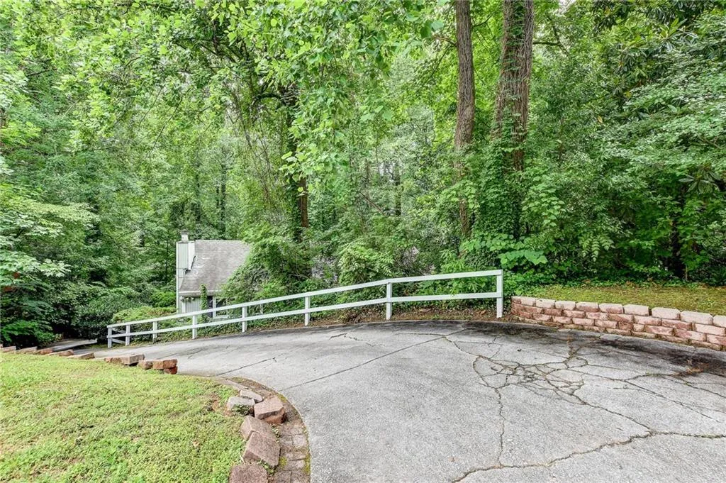 405 Forest Valley Road, Sandy Springs, Georgia 30342, 4 Bedrooms Bedrooms, ,3 BathroomsBathrooms,Residential,Sold,405 Forest Valley Road,6920445