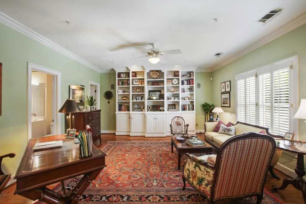 2854 Kingsland Court, Atlanta, Georgia 30339, 4 Bedrooms Bedrooms, ,3 BathroomsBathrooms,Residential,Sold,2854 Kingsland Court,5735385