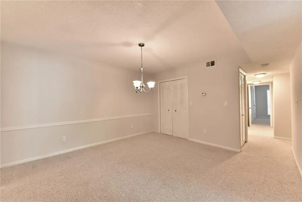 6851 Roswell Road Ne Unit I29, Atlanta, Georgia 30328, 3 Bedrooms Bedrooms, ,2 BathroomsBathrooms,Residential,Sold,6851 Roswell Road Ne Unit I29,5839770