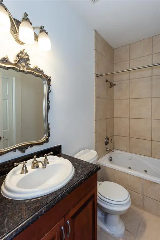 259 14th Street Ne Unit 104, Atlanta, Georgia 30309, 2 Bedrooms Bedrooms, ,2 BathroomsBathrooms,Residential,For Sale,259 14th Street Ne Unit 104,7646002